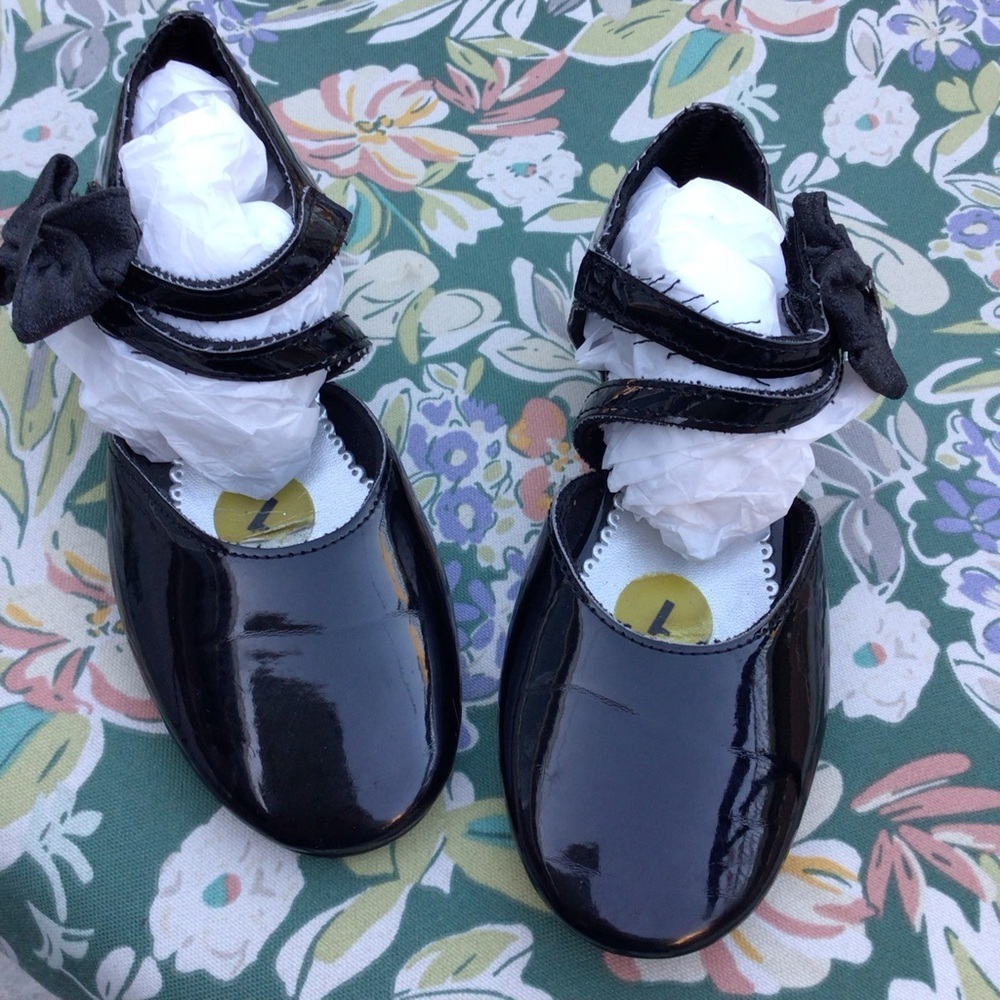 Rachel Shoes Velco Slip on Shoe - Size Big Girls 1 Black - Picture 7 of 9